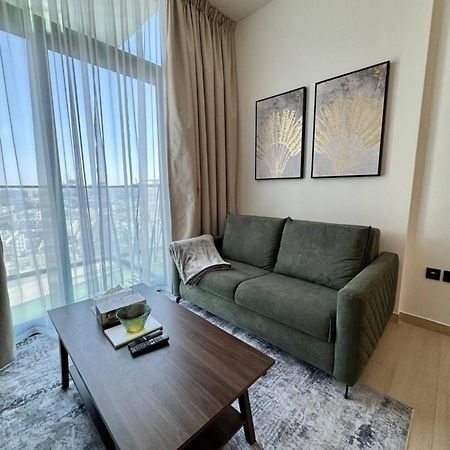 Charming Brand New One-Bedroom Apartment Dubai Exterior photo